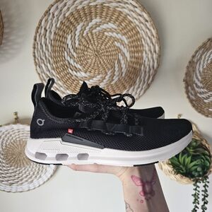 On Cloud Black Sneakers